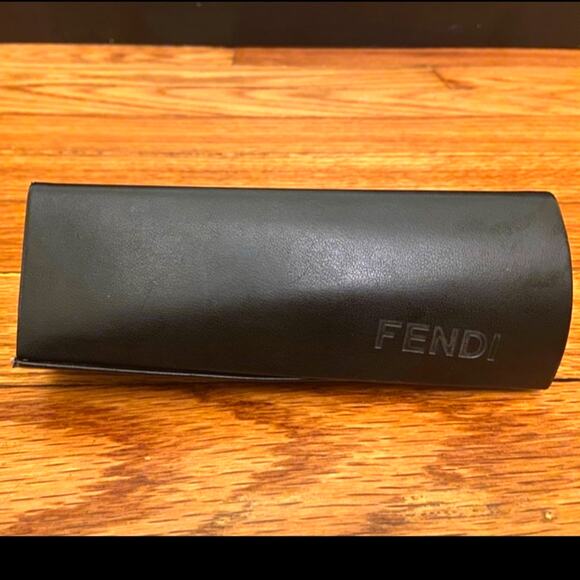 FENDI Brown Slim Triangular Eyeglass Hard Case - Picture 2 of 6